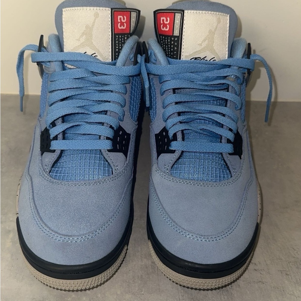 Jordan 4 “University Blue”